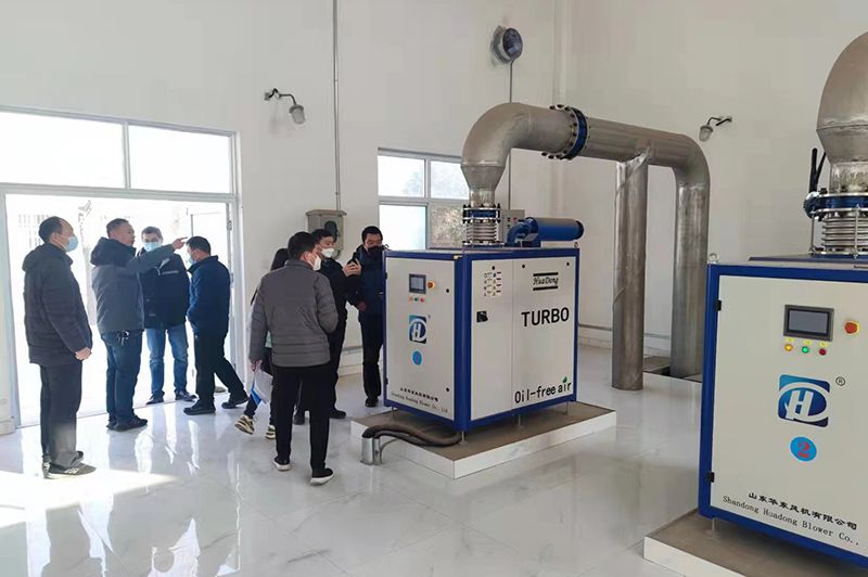 河南心連心集團領(lǐng)導(dǎo)參觀考察我司承建的50000噸市政污水處理廠項目